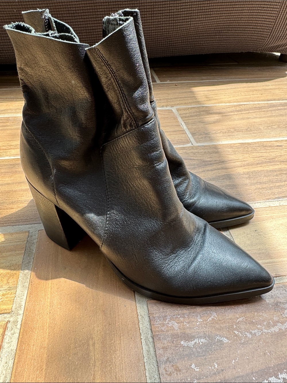 Women's Black Pointed Toe Leather Ankle Boots